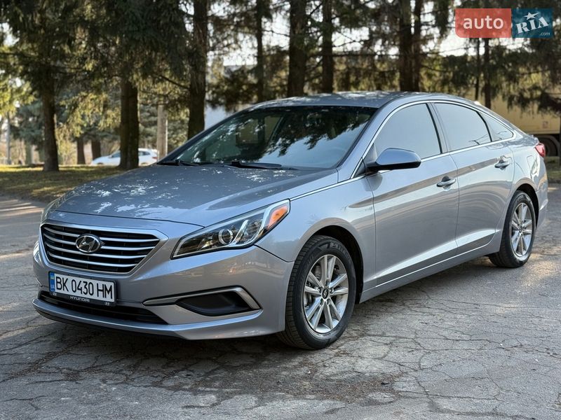 Седан Hyundai Sonata 2016 в Ровно