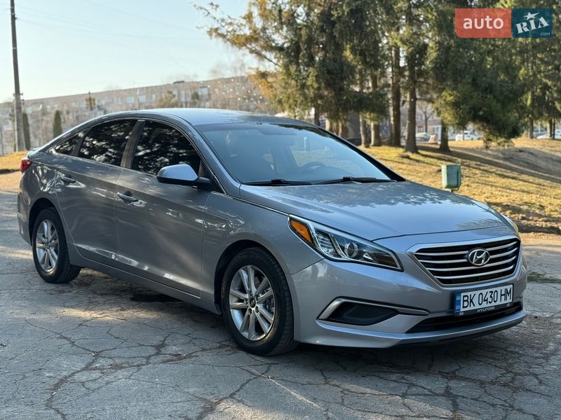 Седан Hyundai Sonata 2016 в Ровно