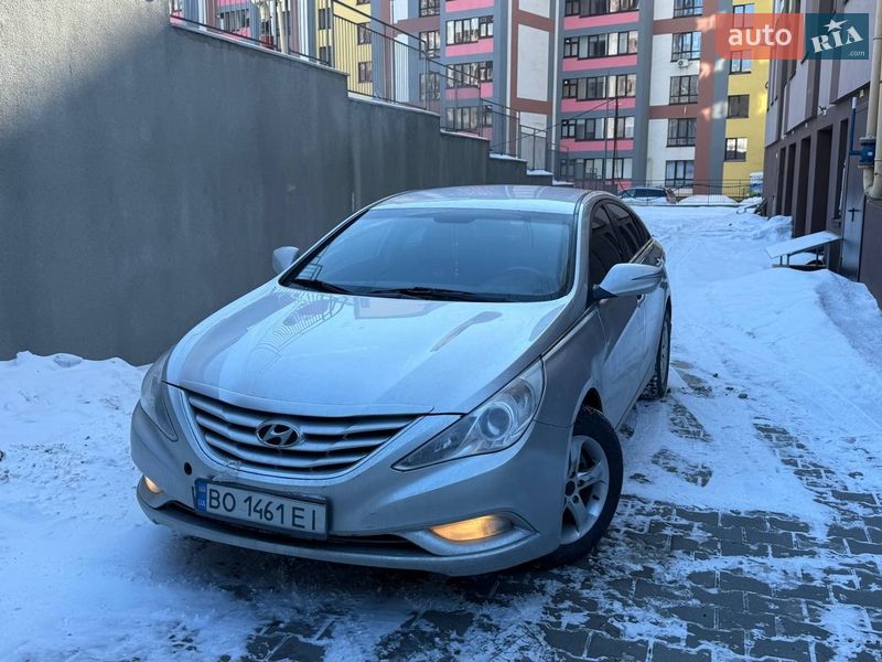 Hyundai Sonata 2012