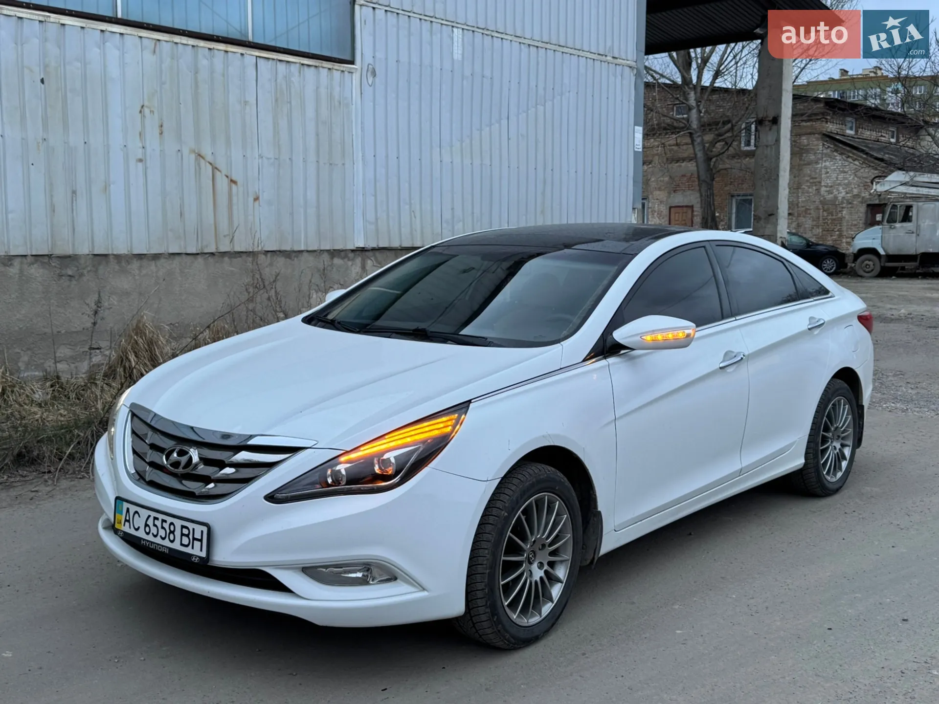 2011 Hyundai Sonata - мініатюра 15