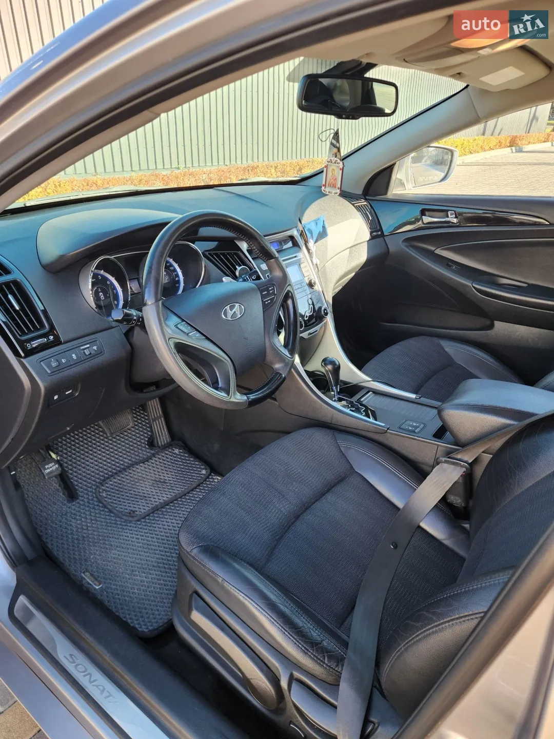 2012 Hyundai Sonata - мініатюра 17