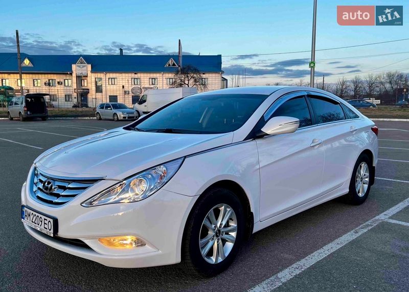 Hyundai Sonata 2012