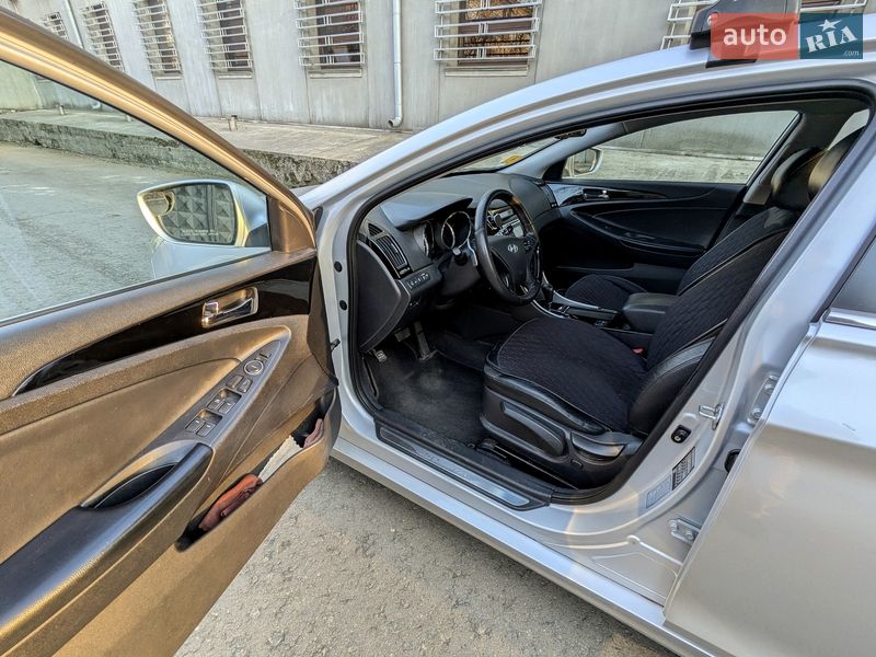 Седан Hyundai Sonata 2010 в Одессе