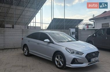 Седан Hyundai Sonata 2017 в Львове