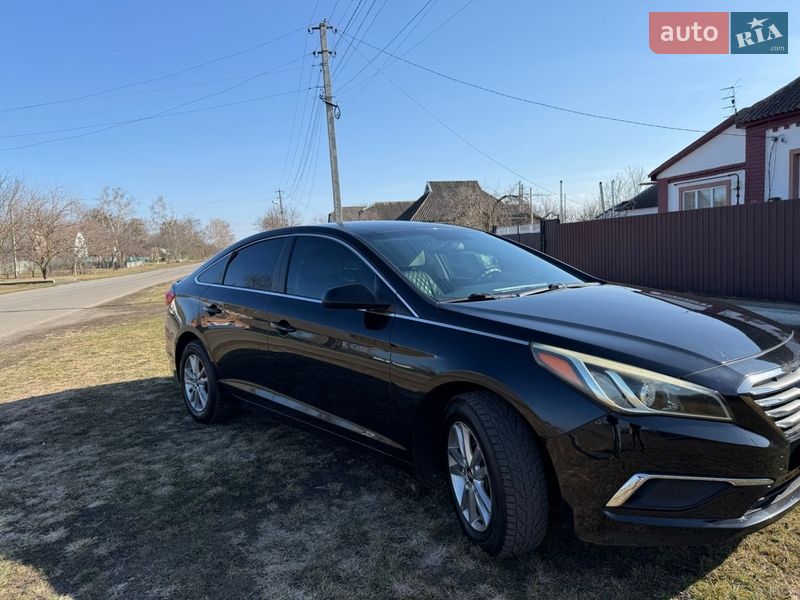 Седан Hyundai Sonata 2016 в Лохвиці