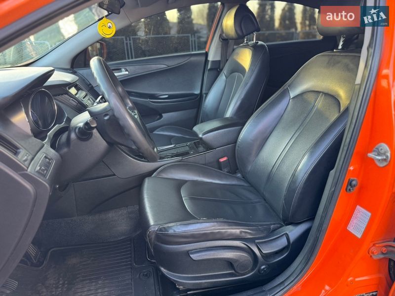 Седан Hyundai Sonata 2014 в Смеле