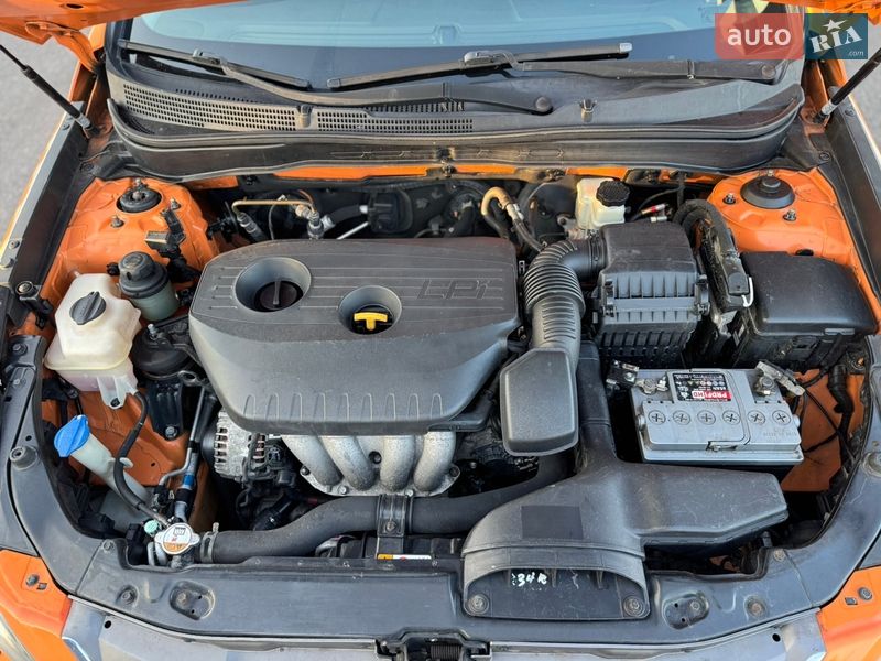 Седан Hyundai Sonata 2014 в Смеле