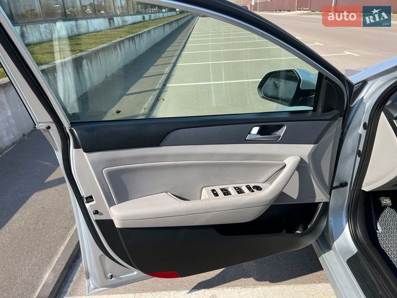 Седан Hyundai Sonata 2019 в Києві