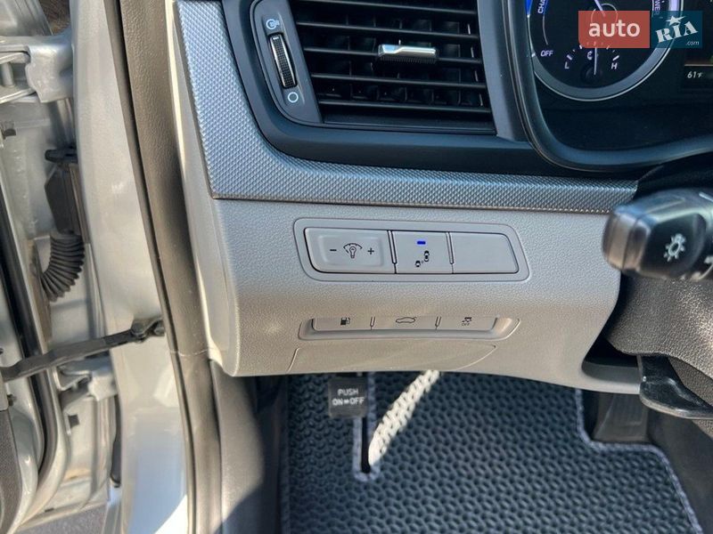 Седан Hyundai Sonata 2019 в Києві