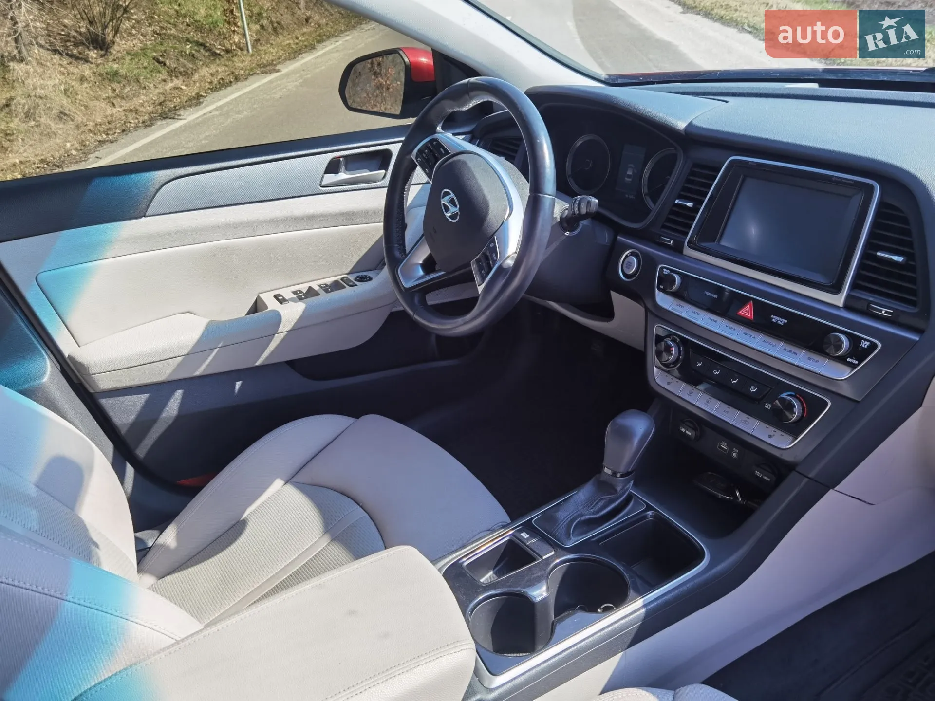 2017 Hyundai Sonata - мініатюра 16
