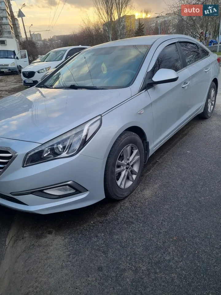 2016 Hyundai Sonata - мініатюра 20