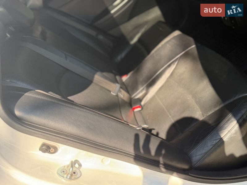 Седан Hyundai Sonata 2011 в Одессе фото 40 Седан Hyundai Sonata 2011 в Одессе