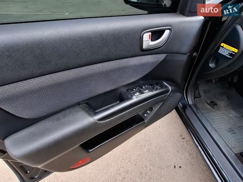 Седан Hyundai Sonata 2008 в Киеве