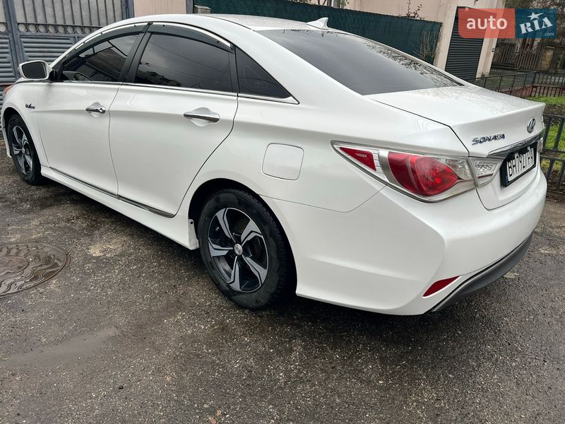 Седан Hyundai Sonata 2011 в Одессе