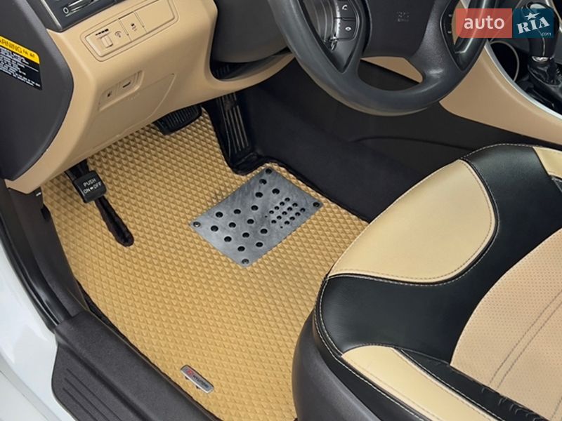 Седан Hyundai Sonata 2011 в Одессе