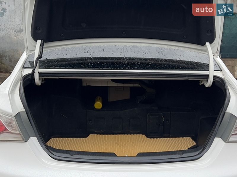 Седан Hyundai Sonata 2011 в Одессе
