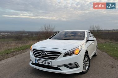 Седан Hyundai Sonata 2016 в Краснограді
