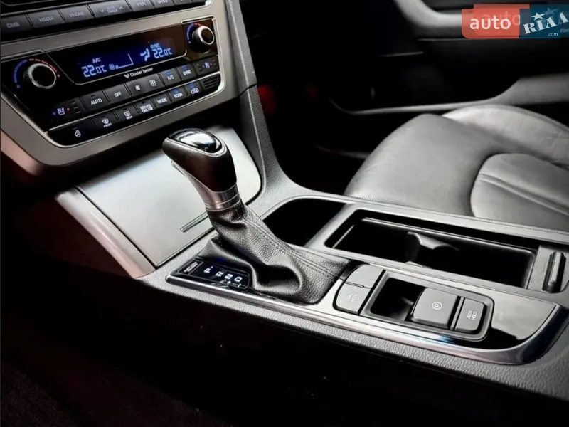 Hyundai Sonata 2016 VIN KMHE5411BHA053642 фото оголошення 3 з 46