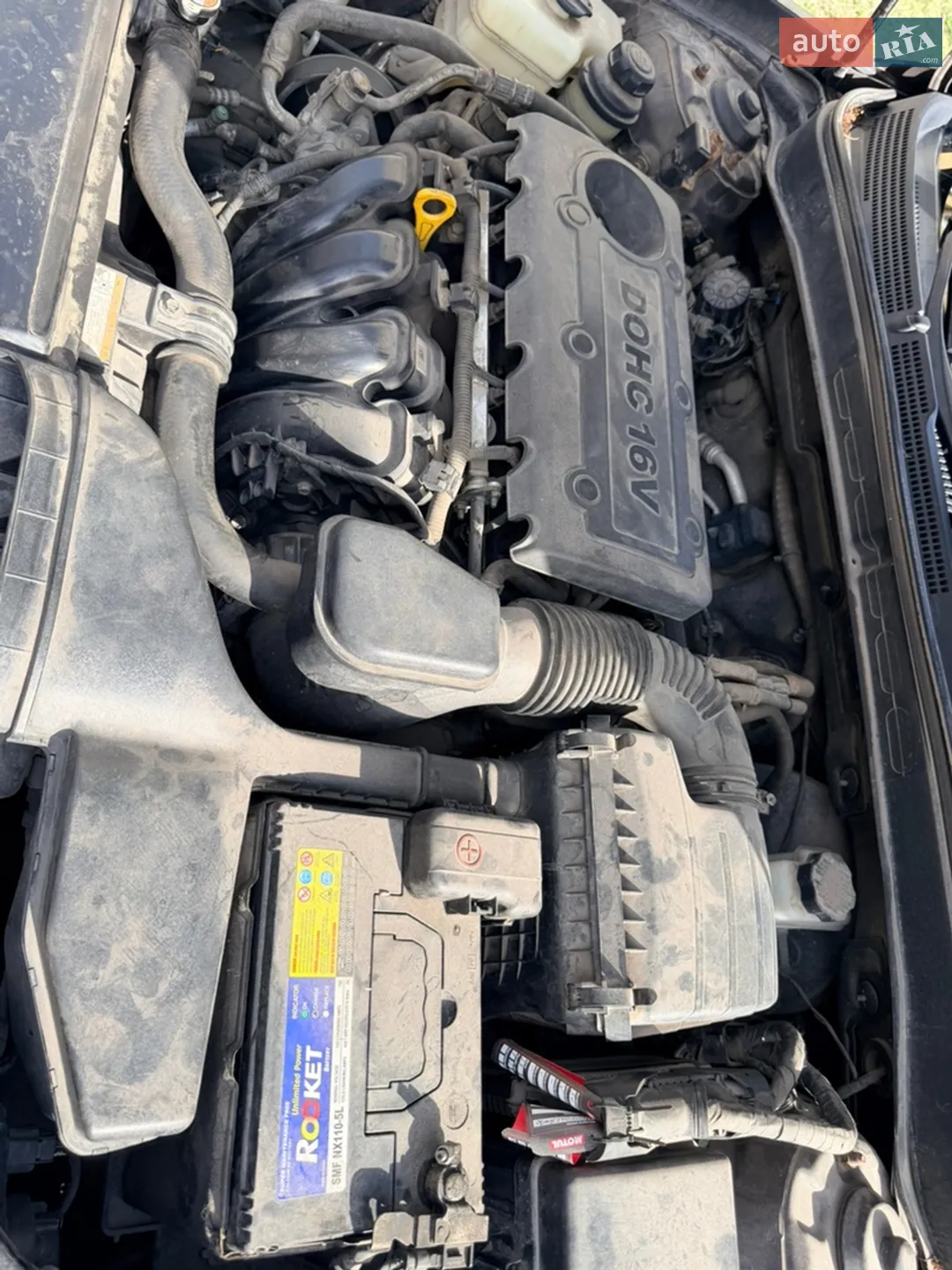 2010 Hyundai Sonata - мініатюра 12