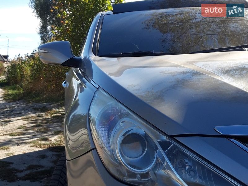 Седан Hyundai Sonata 2010 в Ромнах фото 12 Седан Hyundai Sonata 2010 в Ромнах