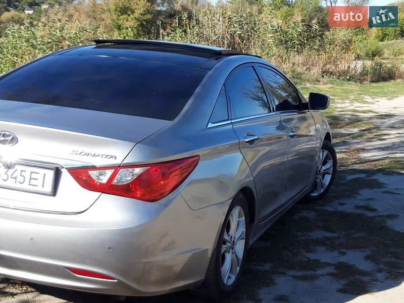 Седан Hyundai Sonata 2010 в Ромнах фото 24 Седан Hyundai Sonata 2010 в Ромнах