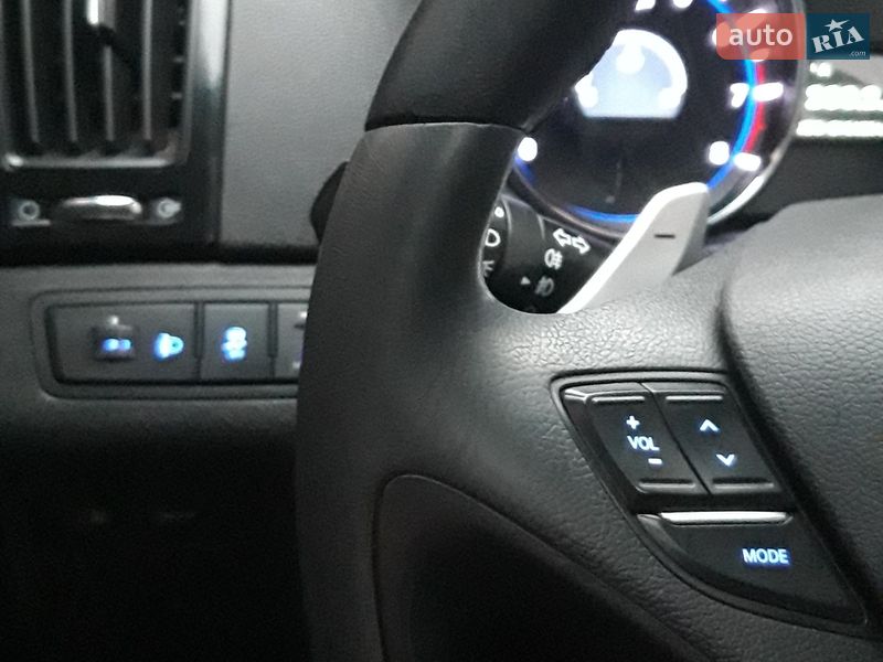 Седан Hyundai Sonata 2010 в Ромнах фото 43 Седан Hyundai Sonata 2010 в Ромнах