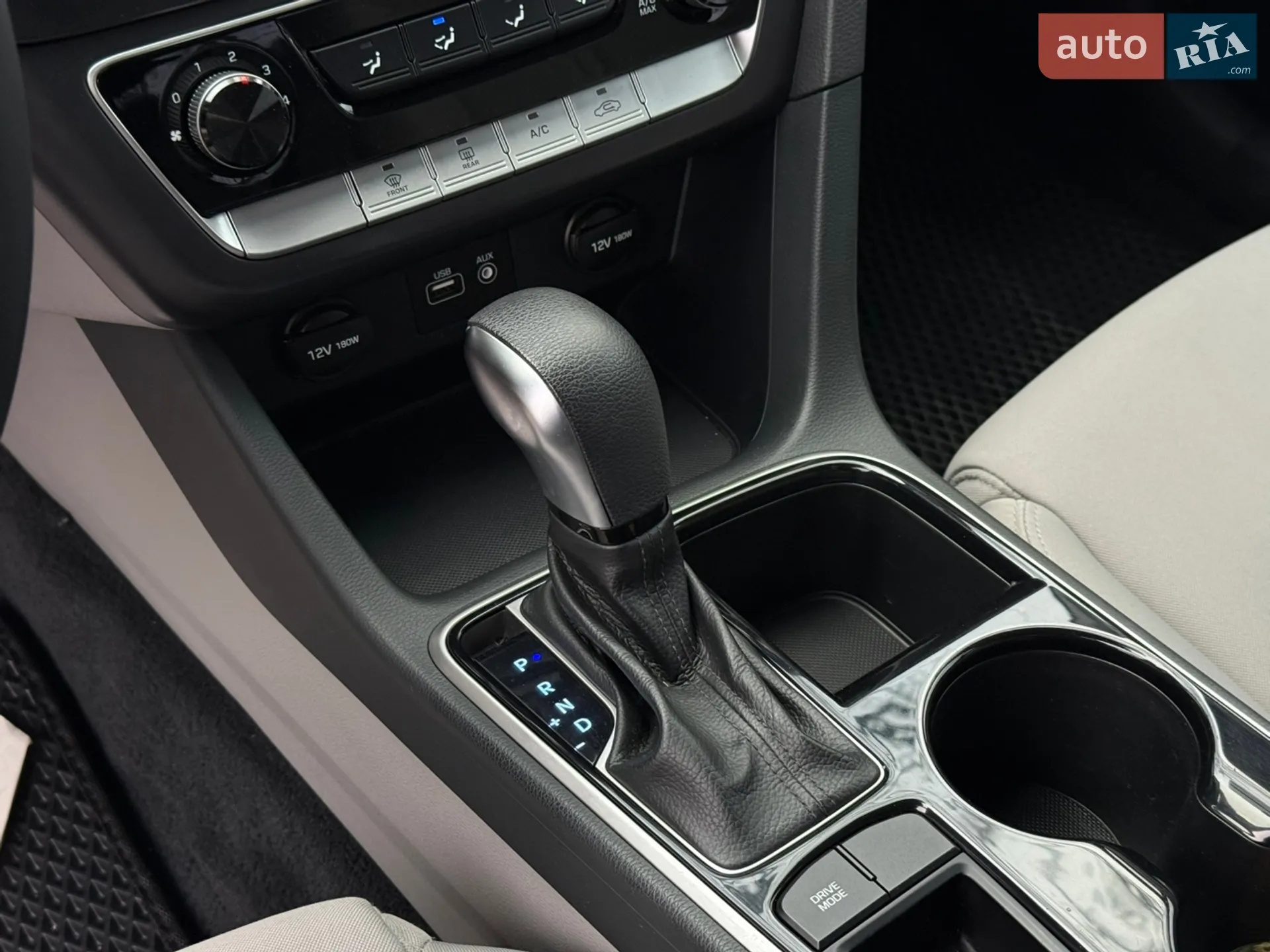 2017 Hyundai Sonata - мініатюра 28