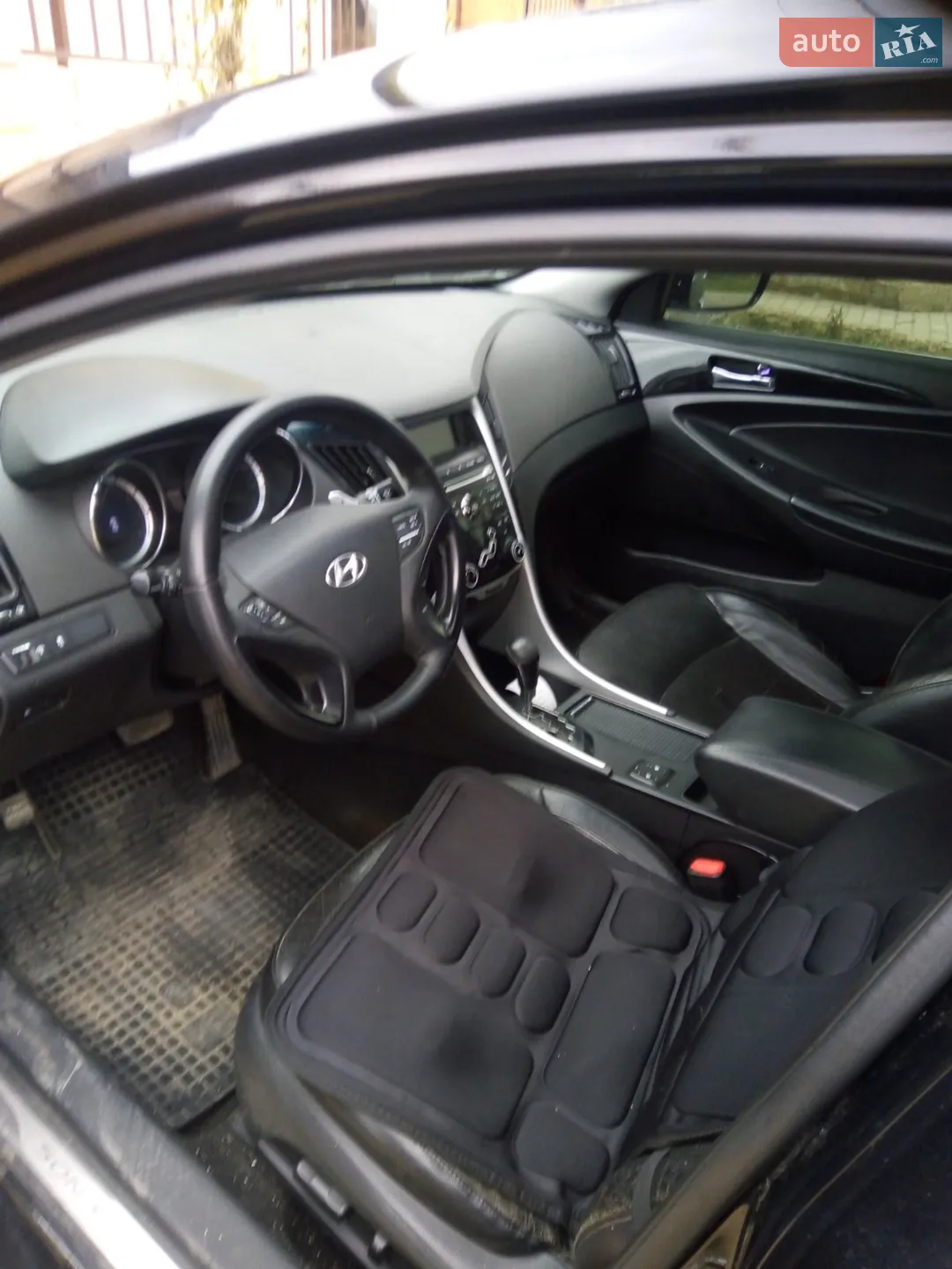 2010 Hyundai Sonata - мініатюра 10