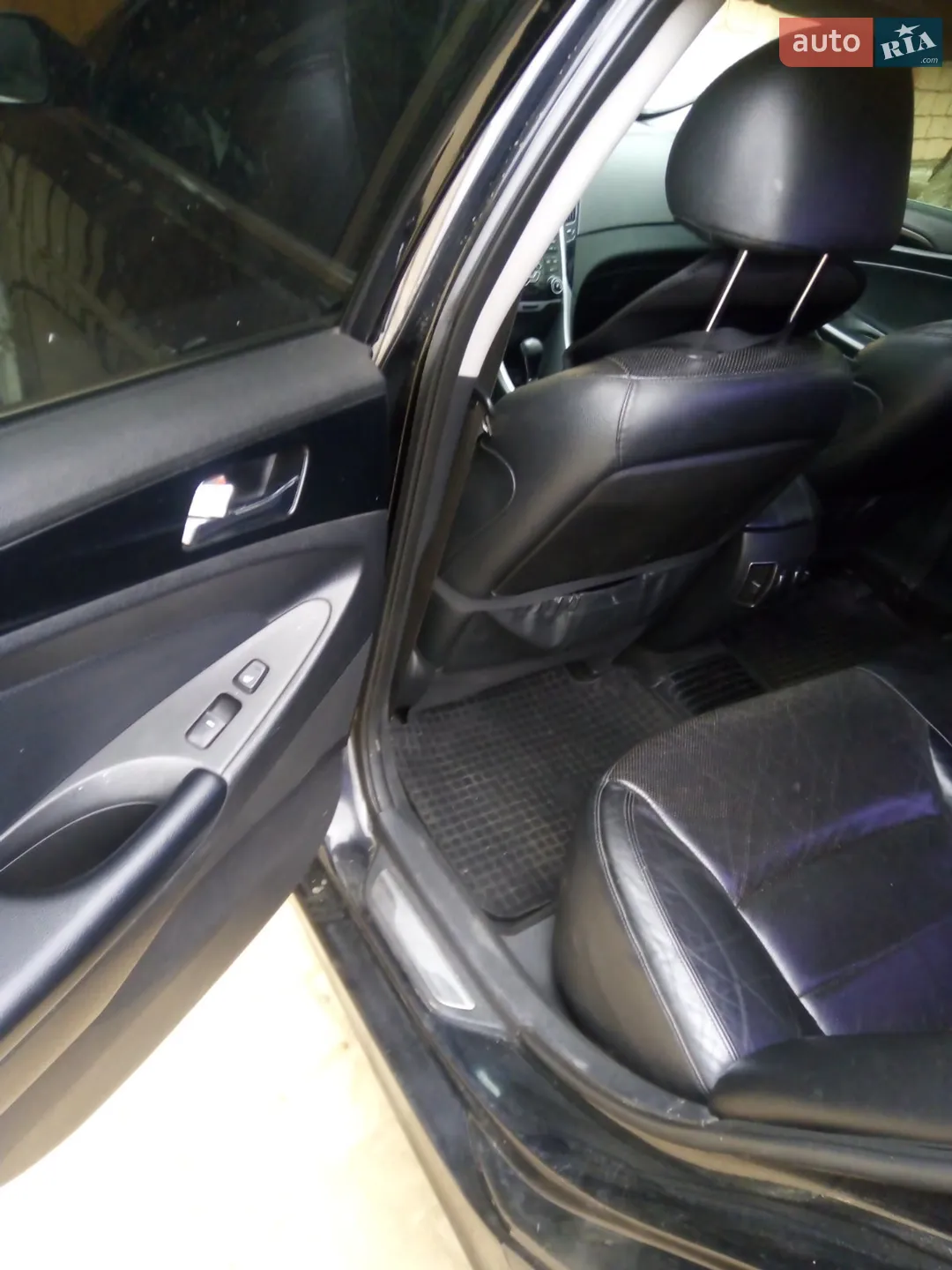 2010 Hyundai Sonata - мініатюра 13