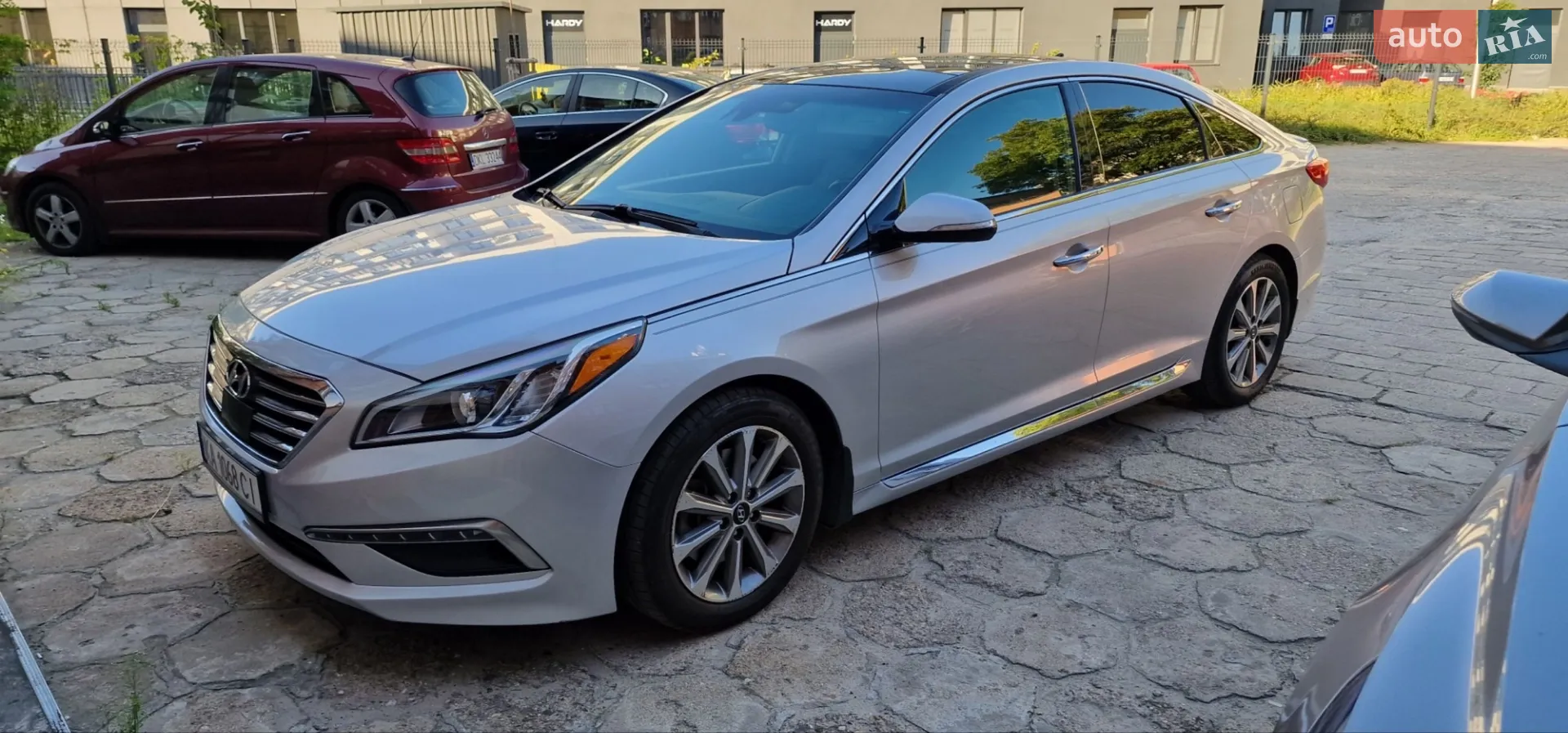 2015 Hyundai Sonata - мініатюра 8