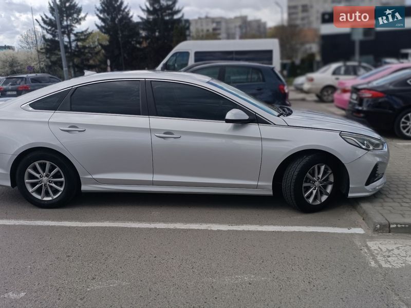 Седан Hyundai Sonata 2017 в Львові