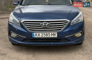 Седан Hyundai Sonata 2015 в Краснограде