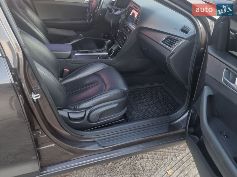 Седан Hyundai Sonata 2015 в Киеве