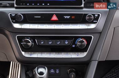 Седан Hyundai Sonata 2017 в Одессе