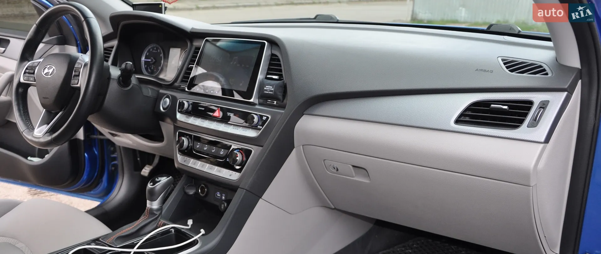 2017 Hyundai Sonata - мініатюра 21