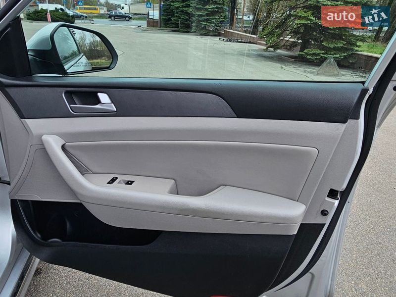 Седан Hyundai Sonata 2015 в Киеве фото 16 Седан Hyundai Sonata 2015 в Киеве