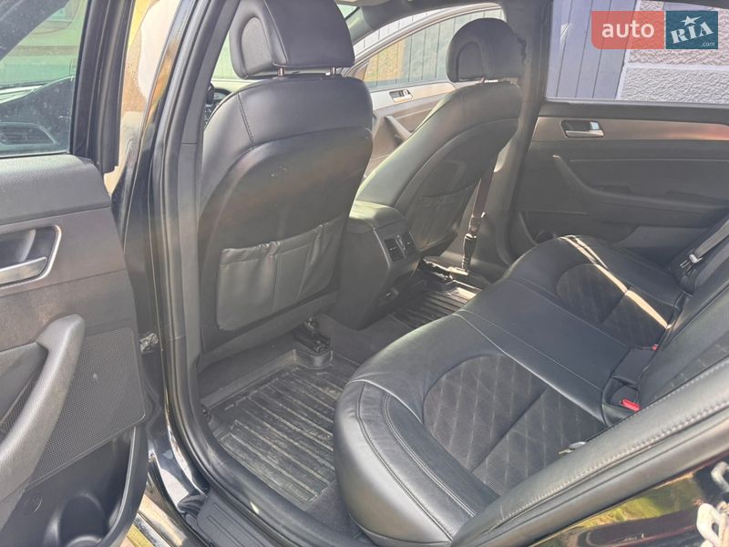 Седан Hyundai Sonata 2017 в Отынии