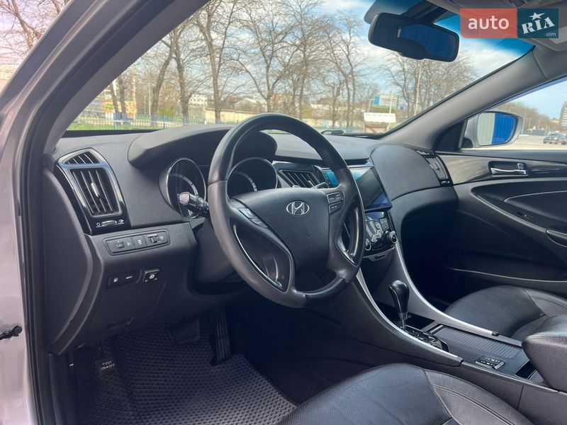 Седан Hyundai Sonata 2012 в Одесі