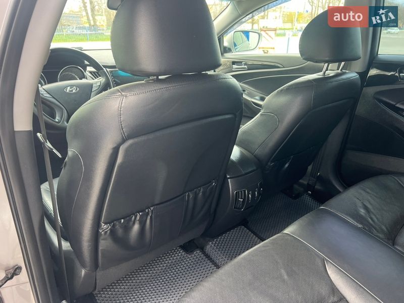 Седан Hyundai Sonata 2012 в Одесі
