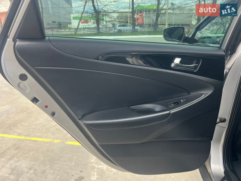 Седан Hyundai Sonata 2012 в Одесі