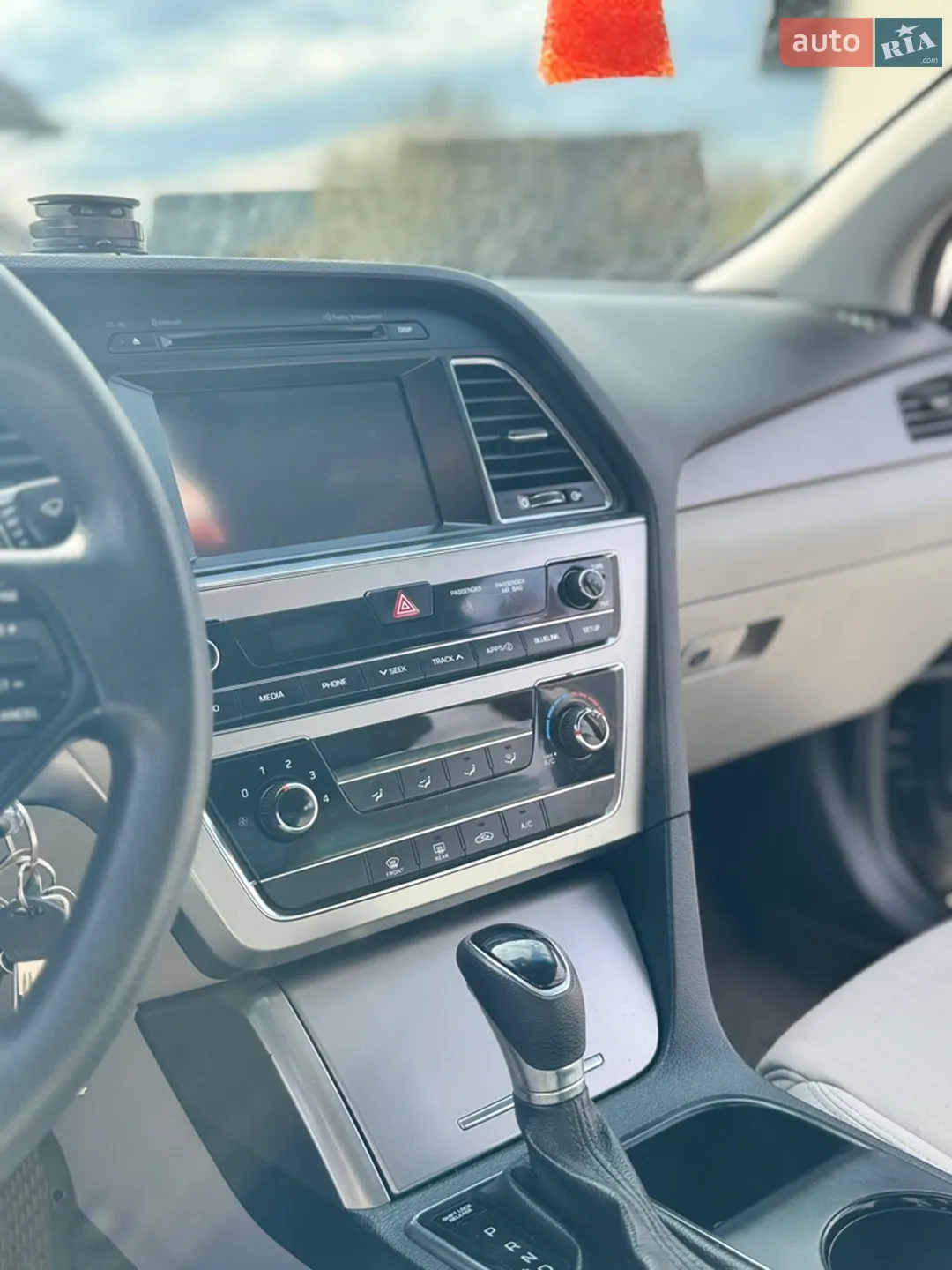 2017 Hyundai Sonata - мініатюра 8