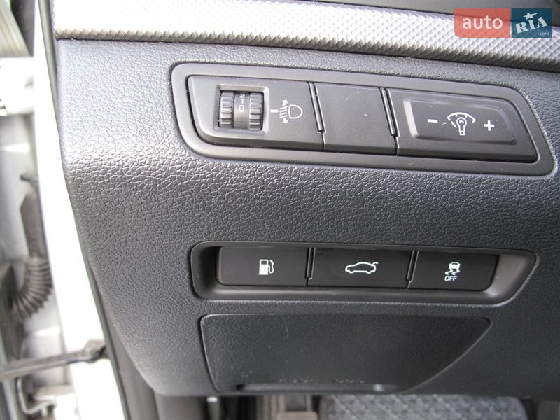 Седан Hyundai Sonata 2018 в Киеве фото 6 Седан Hyundai Sonata 2018 в Киеве