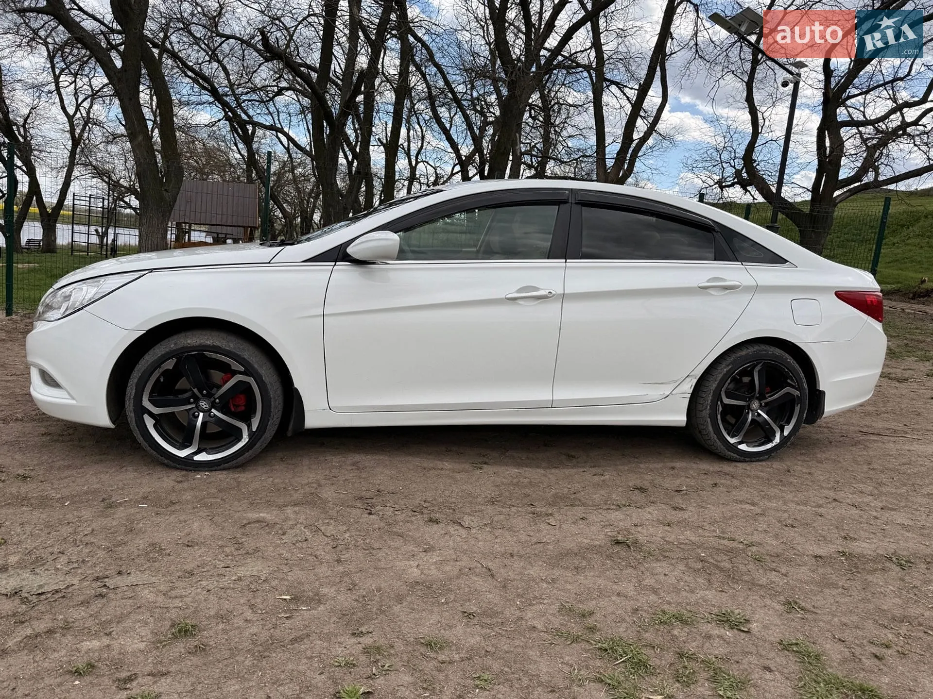 2011 Hyundai Sonata - мініатюра 4