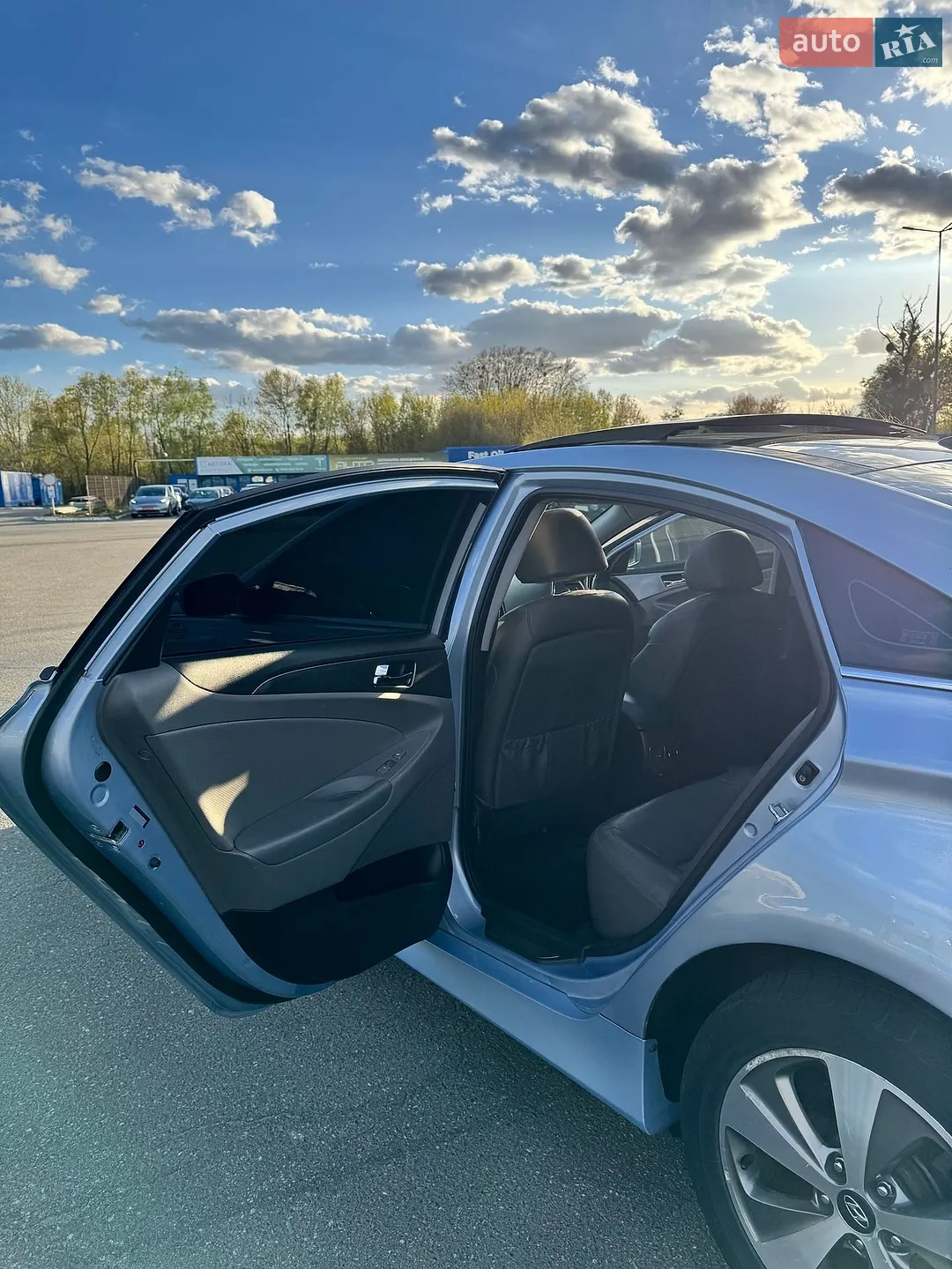 2011 Hyundai Sonata - мініатюра 9