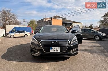 Седан Hyundai Sonata 2015 в Литине