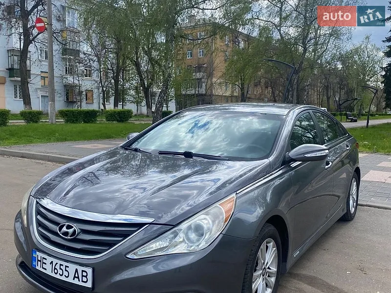 Hyundai Sonata 2013