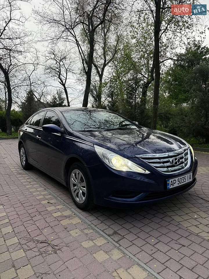 2010 Hyundai Sonata - мініатюра 12