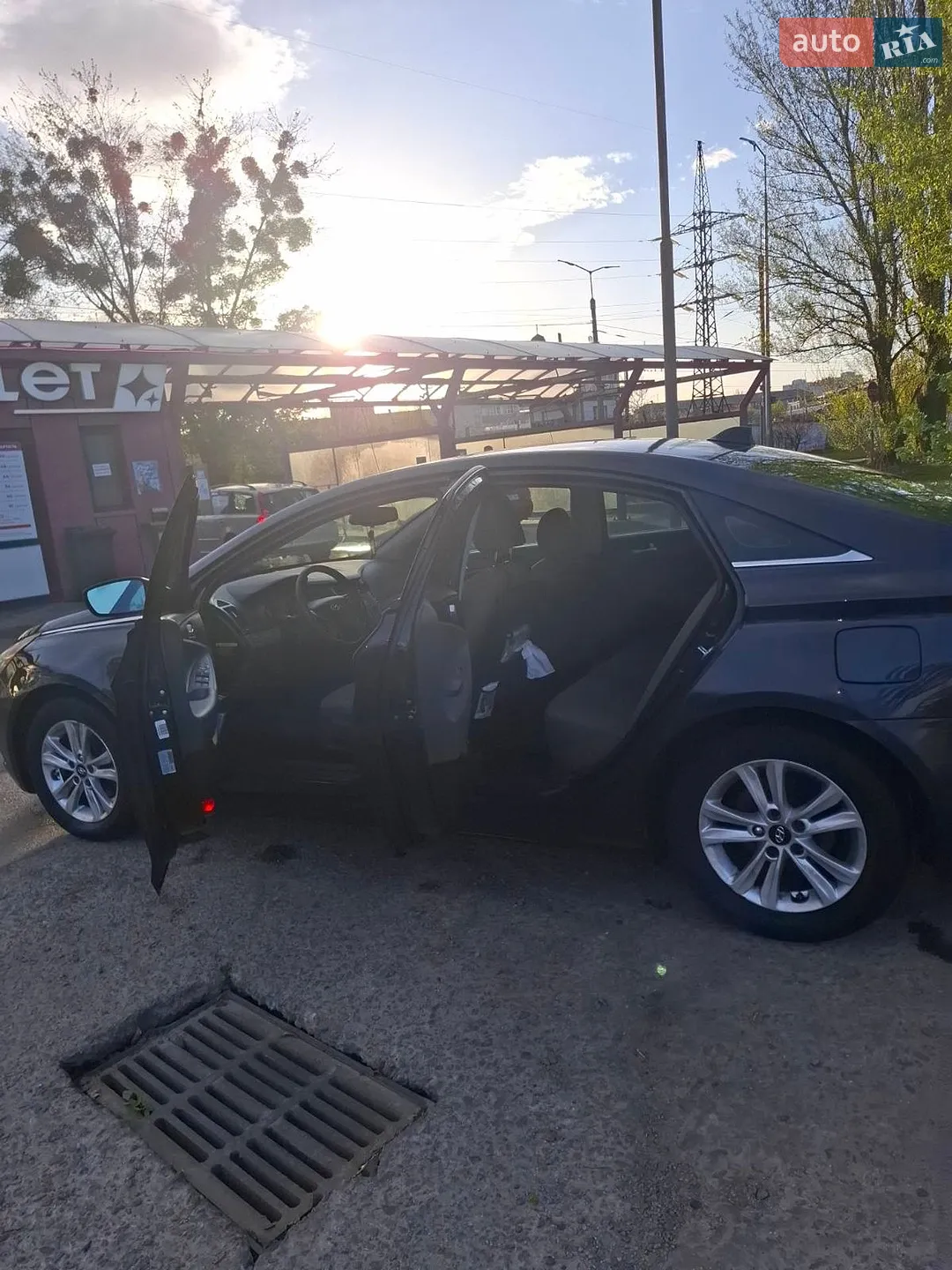 2013 Hyundai Sonata - мініатюра 17