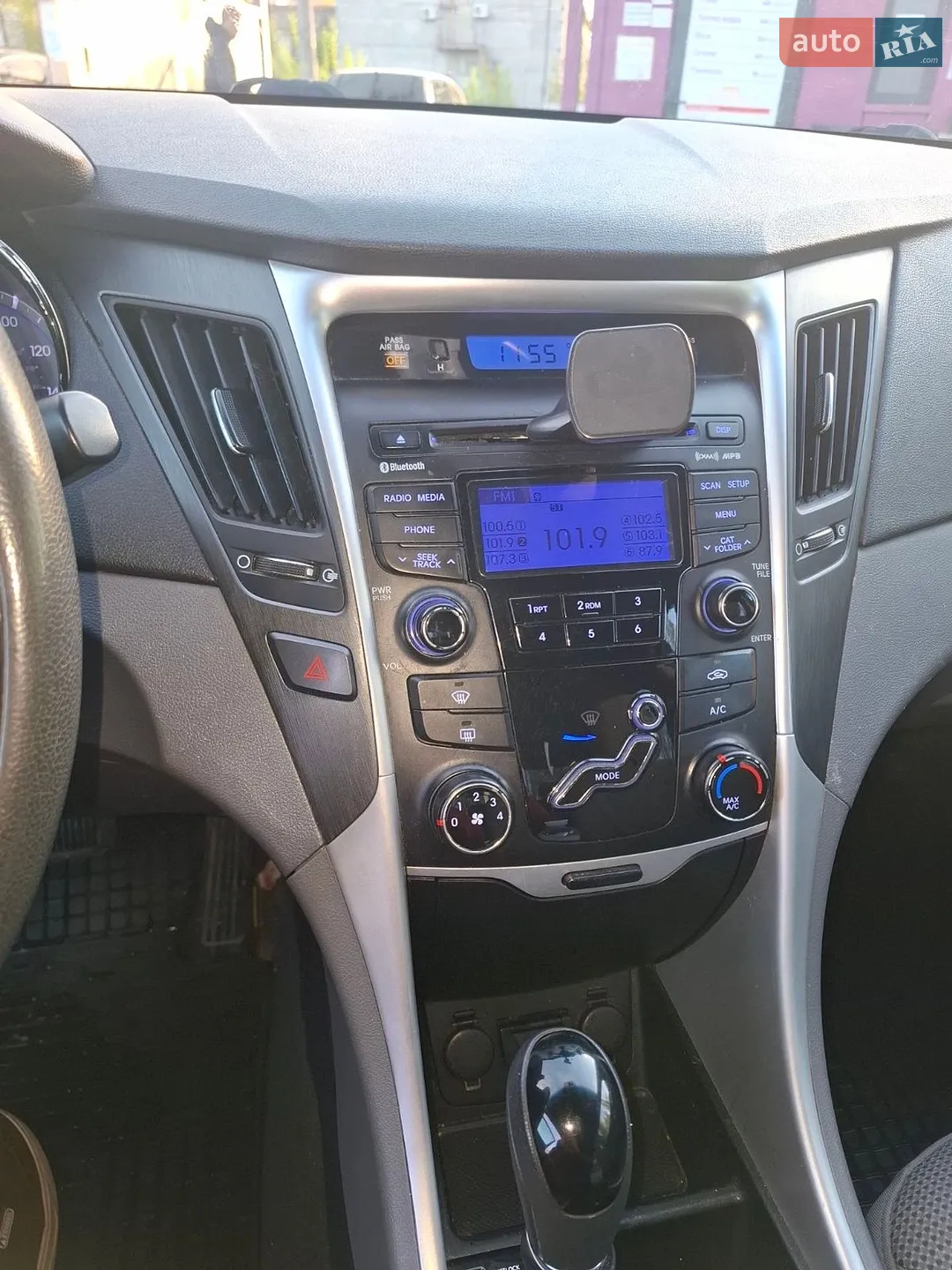 2013 Hyundai Sonata - мініатюра 29