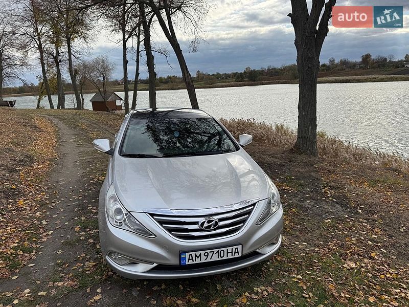 Hyundai Sonata 2013